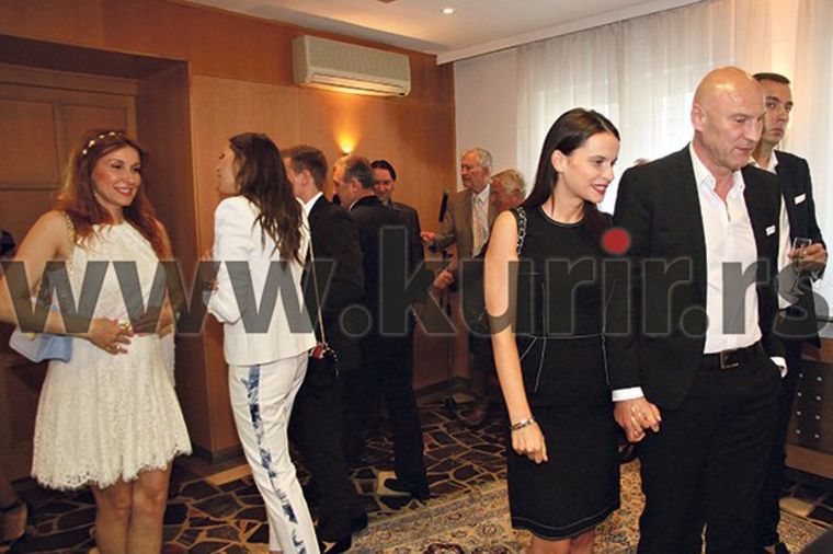 Snežana Dakić dostojanstvena: Susret sa devojkom bivšeg muža! (FOTO)