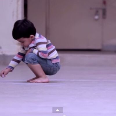 Život bez majke: Crtež ovog dečaka ostaviće vas u suzama! (VIDEO)