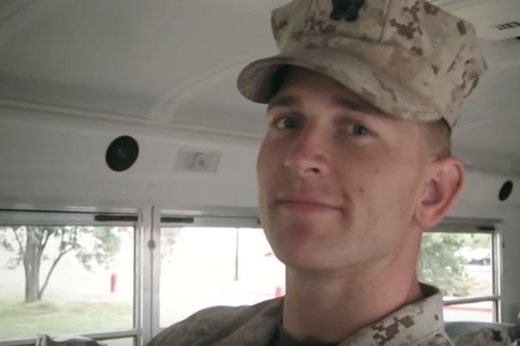 Ostavio trudnu ženu i psa: Kada se vratio iz vojske, priredili mu najlepši doček! (VIDEO)
