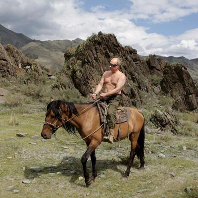 Vladimir Putin, čovek koji očarava žene: Dasa bez presedana! (FOTO)