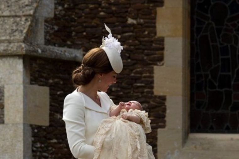Šarlot efekat: Mala britanska princeza nema ni 6 meseci, a već zarađuje milione!