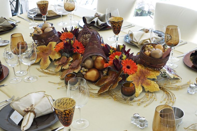 Dah jeseni na vašoj trpezi: Najlepša dekoracija stola (FOTO)