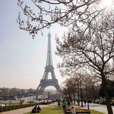 Molitva za Pariz: Domaće ličnosti podržale grad svetlosti (FOTO)