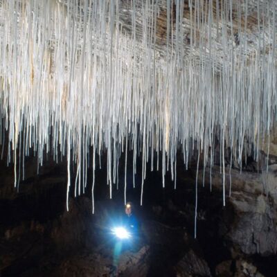 Fenomen od kog zastaje dah: Svetleće pećine, misterija koju naučnici ne znaju da objasne (VIDEO)