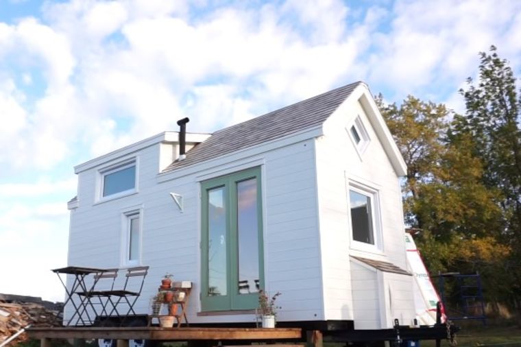 Spolja izgleda kao mala kuća: Oduševiće vas njena unutrašnjost! (VIDEO)