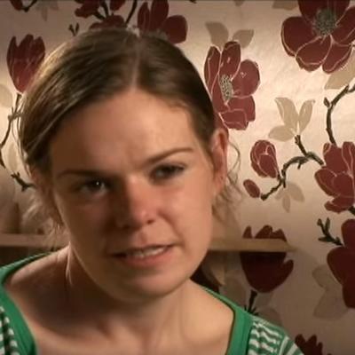Bolest je paralizovala: Jednog dana doživela je šok u toaletu! (VIDEO)