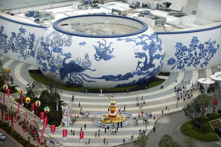 Diznilend dobio konkurenciju: Zavirite u najveći kineski zabavni park! (FOTO)