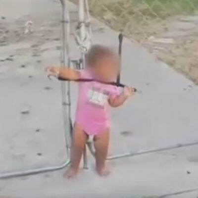 Komšija pronašao devojčicu vezanu za ogradu: Nadležni ćute, ljudi neće da se mešaju! (FOTO, VIDEO)