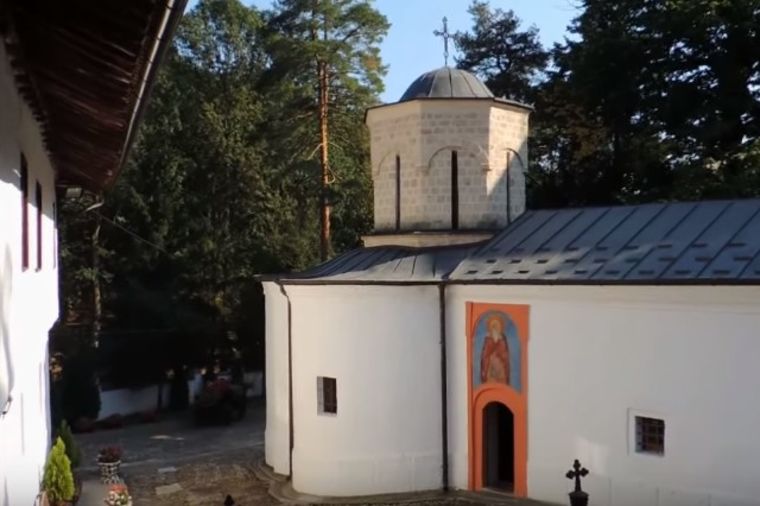 Zamislite želju i ovaj manastir će vam je ispuniti: Svetsko čudo u srcu Srbije! (FOTO, VIDEO)