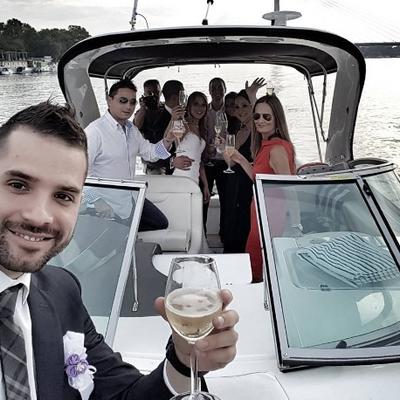 Filip Živojinović objavio fotografiju sa svadbe: Ovako se slavilo! (FOTO)