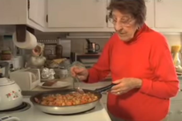 Stari recept za ručak bake Klare: Jelo od 170 dinara postalo hit u svetu! (VIDEO)