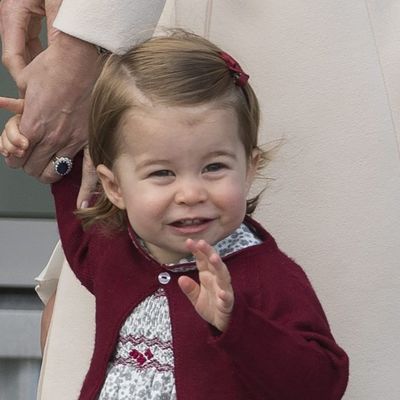 Princeza Šarlot puni 2 godine: Ovako su proslavili njen rođendan Kejt i Vilijam! (FOTO)