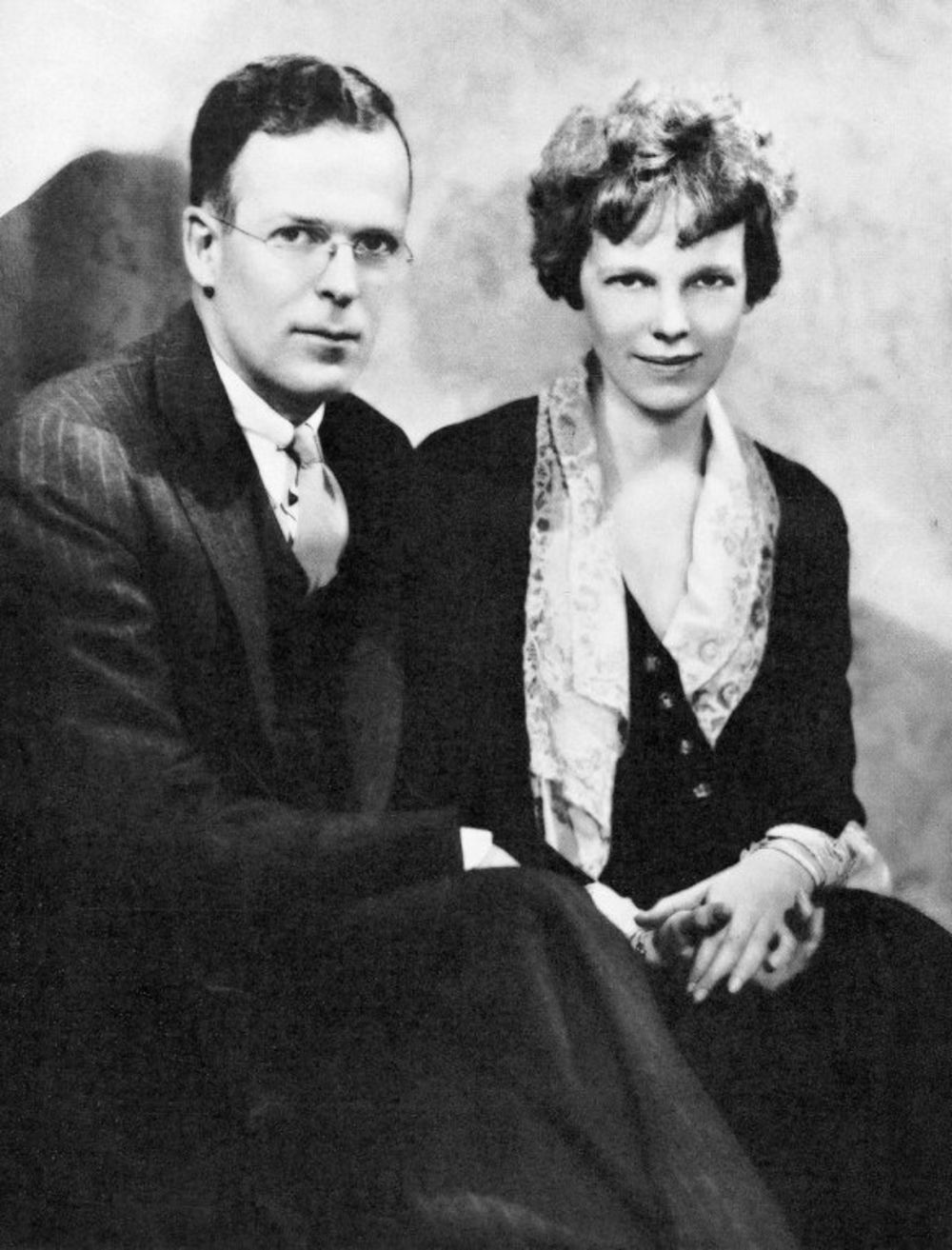 Amelija Erhart se 1931. godine udala za Džordža Putnama  