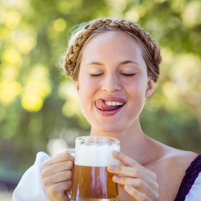 Zašto žene treba da piju pivo: Živeli, za 6 sjajnih razloga!