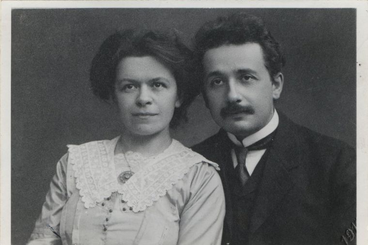 Tragedija Mileve Marić: Zbog ljubavi sa Ajnštajnom dala dete na usvajanje, proveravala mu radove, a zauvek ostala u njegovoj senci! (FOTO)