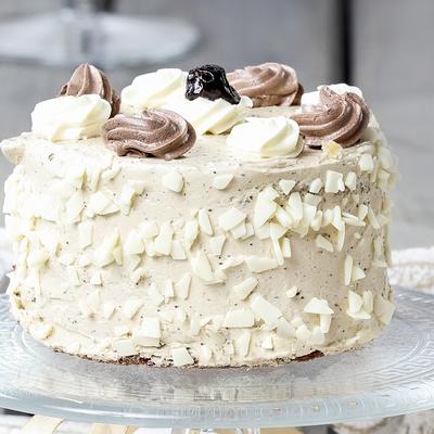 Posna bela torta puna čokolade: Ko god je probao, tražio je još jedno parče! (RECEPT)