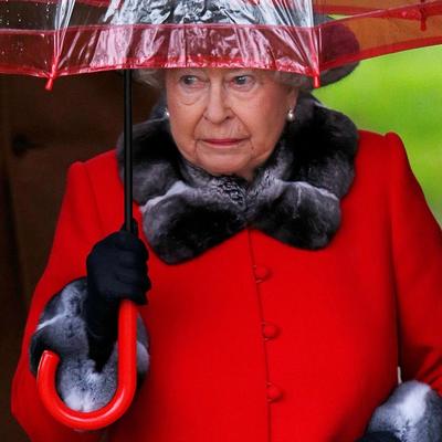 Kraljica Elizabeta tražila oproštaj od naroda: Smeštena u kućni pritvor?!