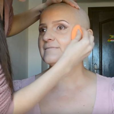 Majka obolela od raka: Ćerka joj transformacijom vratila osmeh na lice! (VIDEO)