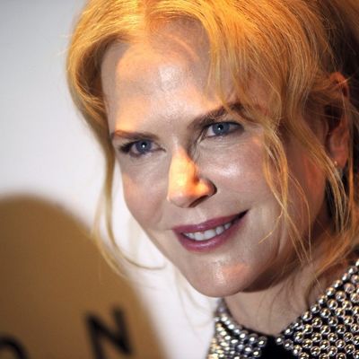 Više ne liči na ženu, već na voštanu figuru: Nikol Kidman unakažena od botoksa (FOTO)