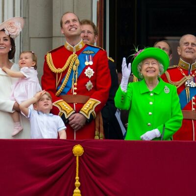 Važan podatak o njima niko ne zna: Zašto britanska kraljevska porodica ne koristi svoje prezime!