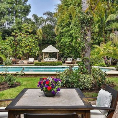 Goldi Hon i Kurt Rasel prodali kuću za ogromnu sumu: Dosadio im život u ovom luksuzu! (FOTO)