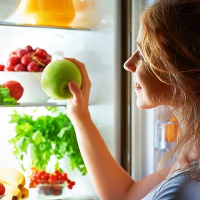Hrana koja nikad ne sme da se stavlja u frižider: Truli i gubi sva lekovita svojstva!