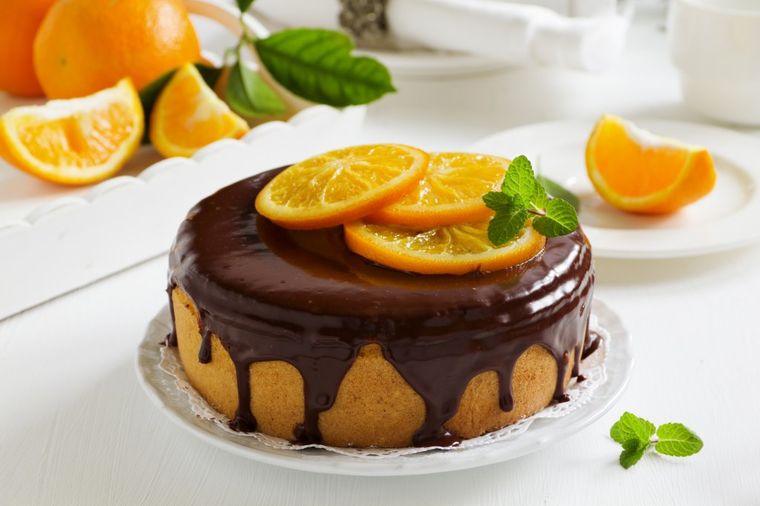 Slatka lambada torta: Savršen spoj voća i krema! (RECEPT)