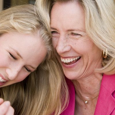 10 stvari koje se zauvek promene kad ostanete bez roditelja: Njih niko ne može da zameni bez obzira koliko godina imate