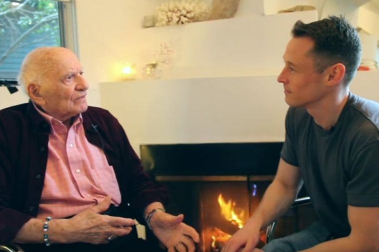 Deda (95) priznao da je gej: Nakon 67 godina braka, sada traži muškog partnera! (VIDEO)