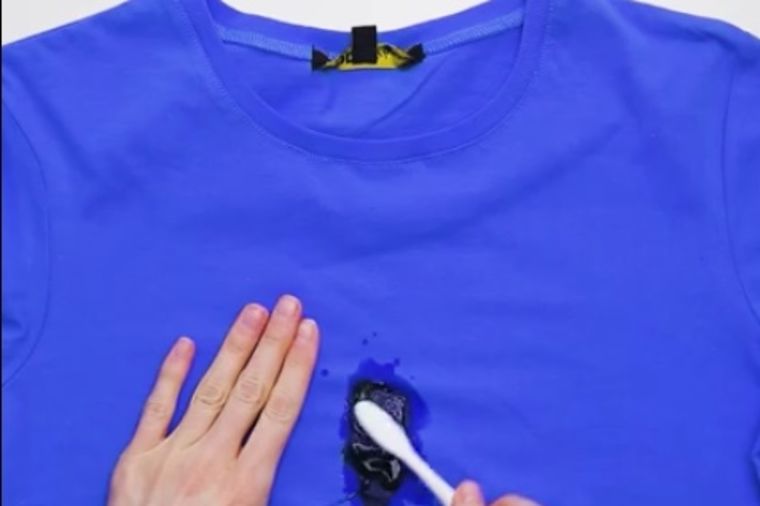 Kako da skinete fleke sa odeće: Kućno rešenje za masne i uporne mrlje! (VIDEO)