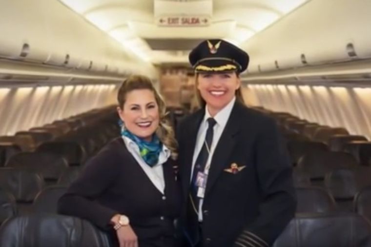 Nakon 15 godina borbe sa bolešću letela poslednji put: Stjuardesu šokirala pilotkinja! (VIDEO)