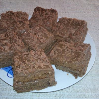 Čokoladna bomba: Kolač koji se ne odbija! (RECEPT)