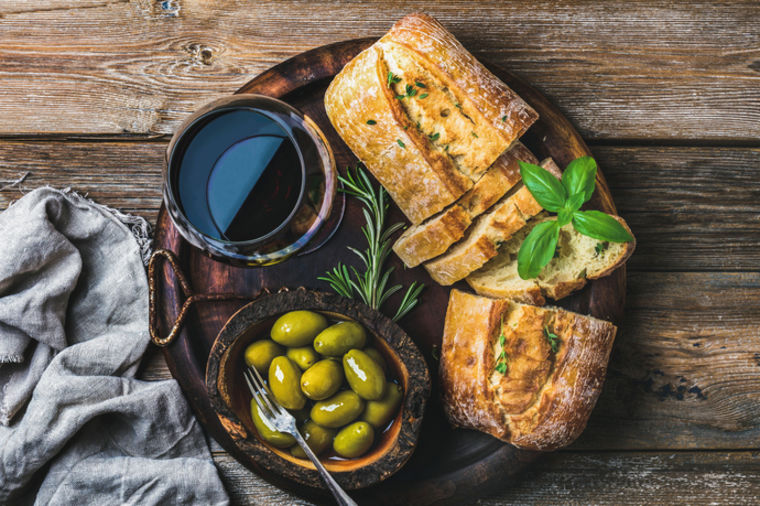 Hilandarski recept za hleb sa maslinama: Grci su ponosni na ovaj specijalitet!