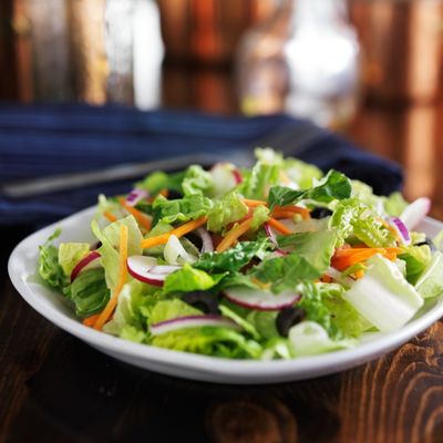 Ljudi nisu ni svesni šta obična zelena salata može da učini organizmu: Zaprepastićete se!