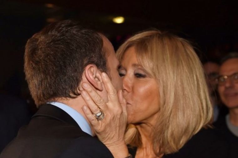 Buduća prva dama Francuske je pravi skandal majstor: Zavela učenika pa se posle udala za njega!
