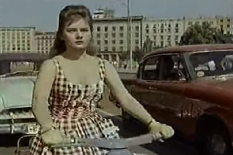 Bila je jedna od najlepših Jugoslovenki: Kako Beba Lončar danas  gleda na Ljubav i modu! (VIDEO)