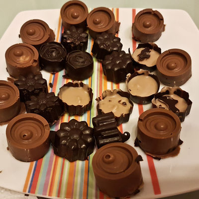 Domaće čokoladne praline: Najlepši sitni kolačići bez pečenja! (RECEPT)