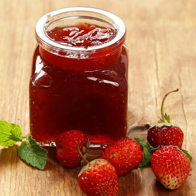 Džem od jagoda bez šećera i kuvanja: Toliko sladak, svež i zdrav! (RECEPT)