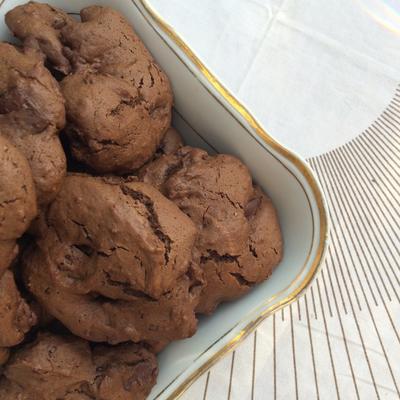 Brz i jednostavan recept: Zalogaji rastopljene čokolade u neodoljivim kolačićima (FOTO)