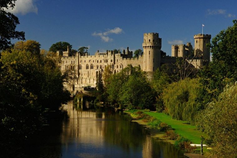 Prelepi dvorac krije mračnu prošlost: Jedna sluškinja već vekovima živi u njemu! (VIDEO)