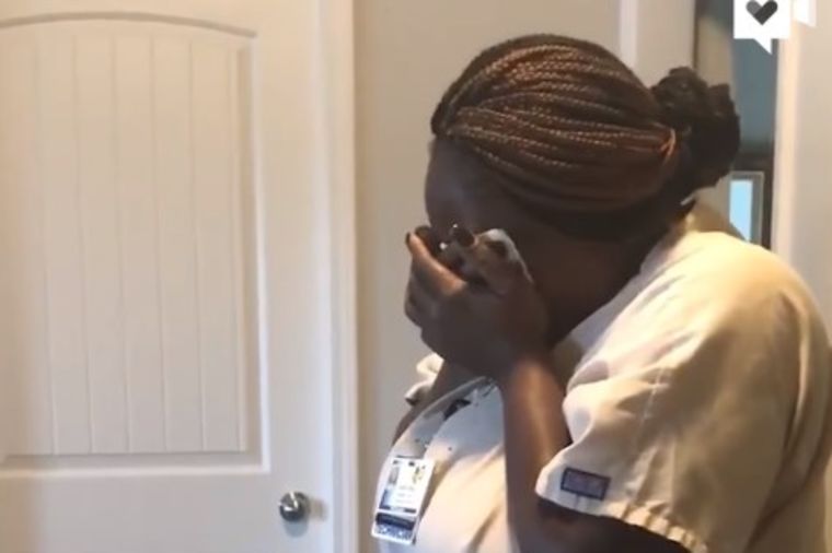 Dobila pomoć na putu od stranca: 3 godine kasnije šokirao je njegov pravi identitet! (VIDEO)