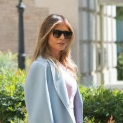 Modna lekcija Melanije Tramp: Nakon patika, ponovo u elegantnom izdanju! (FOTO)