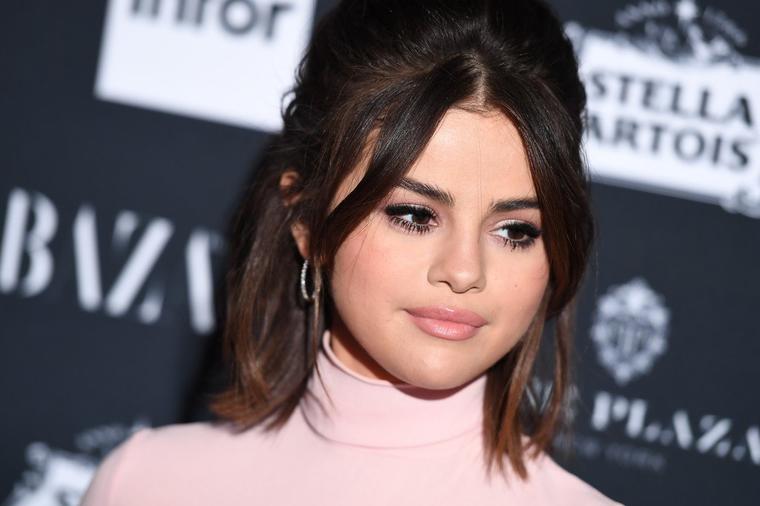 Izgledajte kao Selena Gomez: Evo na šta slavna glumica stavlja akcenat kada se šminka!
