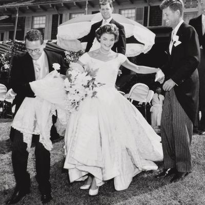 Priča o venčanici Džeki Kenedi: Tajna koju 900 svatova nije moglo ni da nasluti! (FOTO)