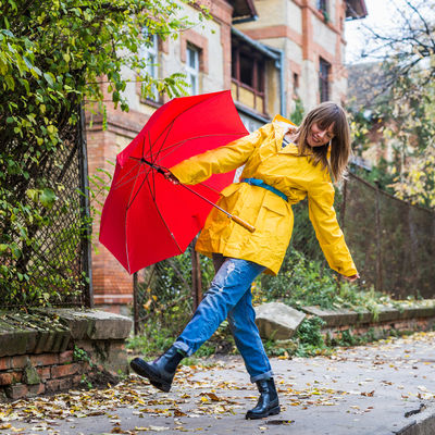 Ponesite kišobran: U Srbiji se danas očekuju padavine, slabljenje vetra tek u popodnevnim satima!