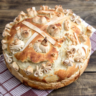 Posni slavski kolač: Najmirisniji hleb na svetu! (RECEPT)