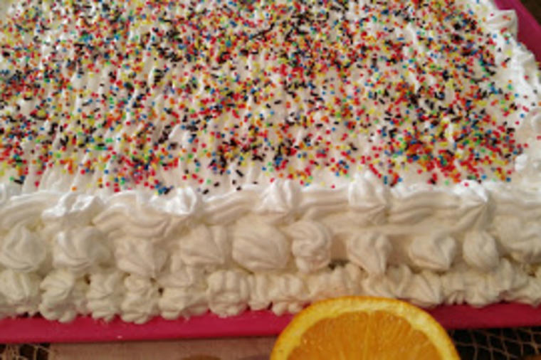 Bogata, posna karamel torta: Slatkiš lepši od praznika! (RECEPT)