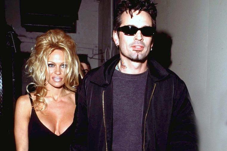 NAJKONTROVERZNIJI PAR DEVEDESETIH PONOVO ZAJEDNO: Pamela Anderson i Tomi Li uslikani zajedno! (FOTO)