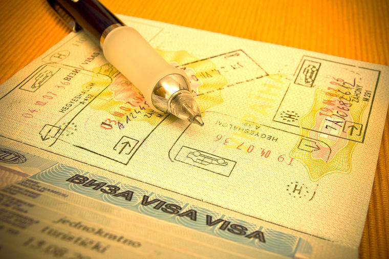 Kako da se vratite sa letovanja ako vam ukradu pasoš: Ovo su prvi koraci!