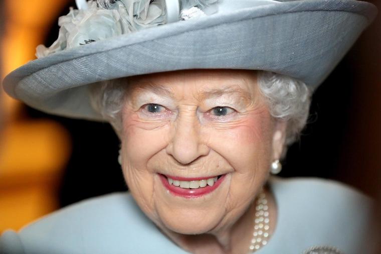 Tajna dugovečnosti kraljice Elizabete: Šta jede svakog dana i šta izbegava po svaku cenu? (FOTO)